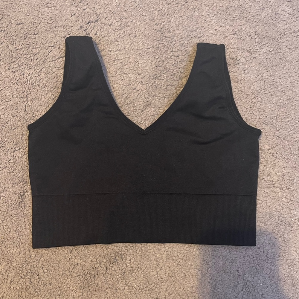 NVGTN Black Elevate Seamless Sports Bra